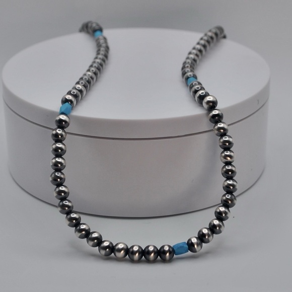 Navajo Pearl & Turquoise Necklace - Picture 2 of 4